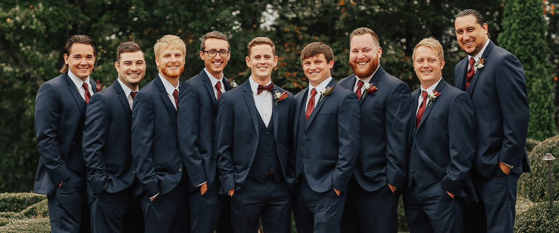 matching groomsmen and bridesmaids