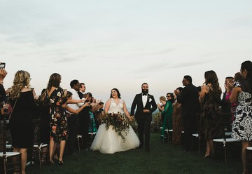 10 Wedding Planning Tips No One Tells You