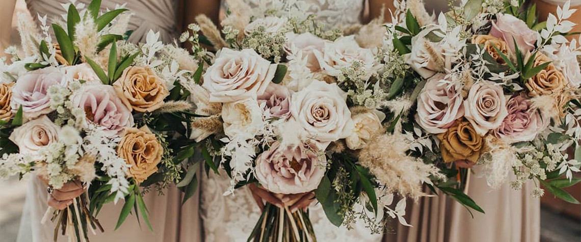 bridesmaid flower bouquets