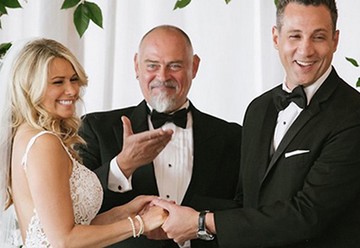 Philadelphia Pa Officiants Aisle Planner Our Wedding Officiant Nyc