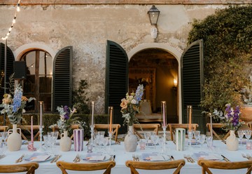 The Travelling Wedding Planner