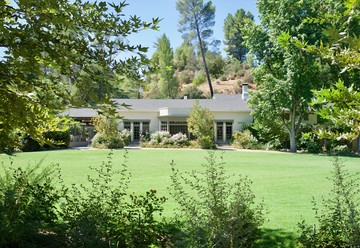 The Lodge at Malibou Lake