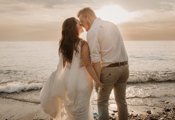 Oak and Vine Weddings