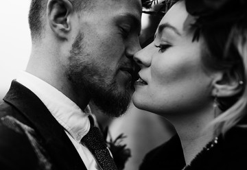 Ella Mai Elopement Planner & Stylist