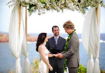 A Lana'i Wedding By The Sea