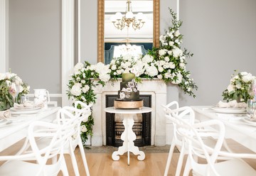 A Modern Heritage Estate Editorial