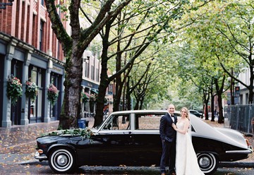 Lush Fall Wedding in Seattle's SoDo Park