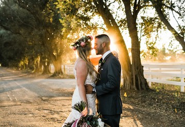 Al Fresco Fall Wedding at The Maples Estate
