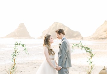 Sweet Pacific Coast Wedding Inspiration