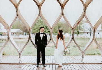 Chicago Wedding With a Chance of Showers